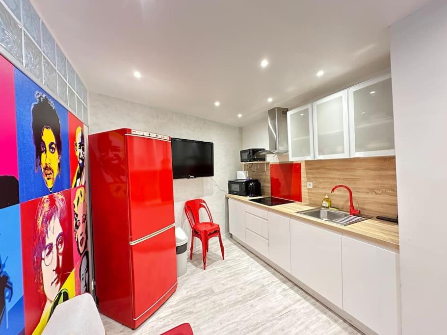 Appartement Avec 4 Chambres Doubles - Proche De La Mer, Des Transports Et De La Promenade Des Anglais ニース エクステリア 写真
