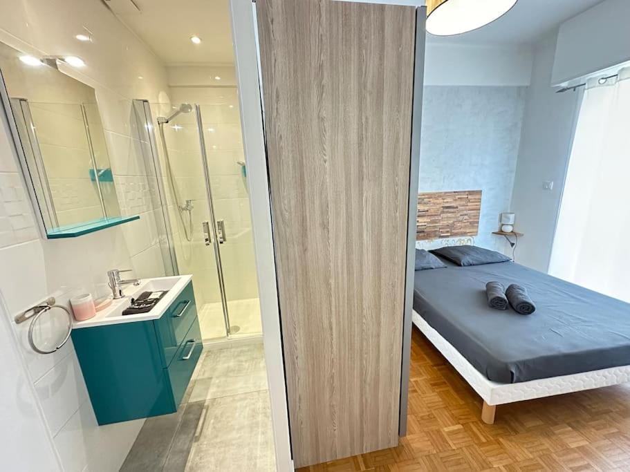 Appartement Avec 4 Chambres Doubles - Proche De La Mer, Des Transports Et De La Promenade Des Anglais ニース エクステリア 写真
