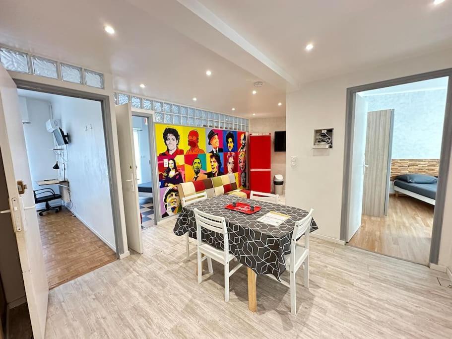 Appartement Avec 4 Chambres Doubles - Proche De La Mer, Des Transports Et De La Promenade Des Anglais ニース エクステリア 写真