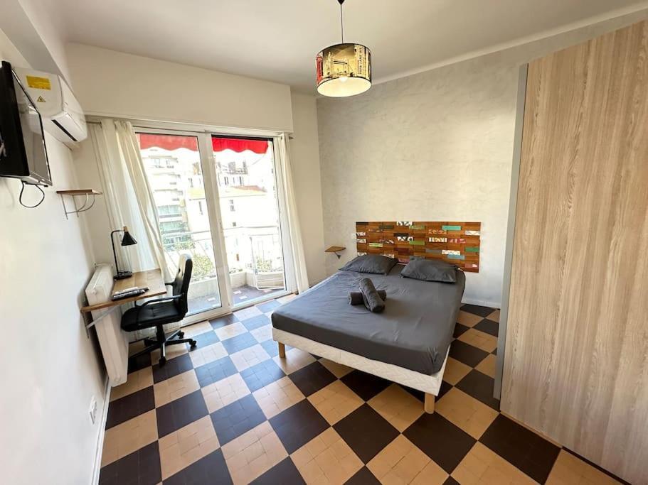 Appartement Avec 4 Chambres Doubles - Proche De La Mer, Des Transports Et De La Promenade Des Anglais ニース エクステリア 写真