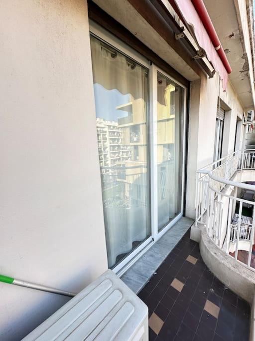 Appartement Avec 4 Chambres Doubles - Proche De La Mer, Des Transports Et De La Promenade Des Anglais ニース エクステリア 写真
