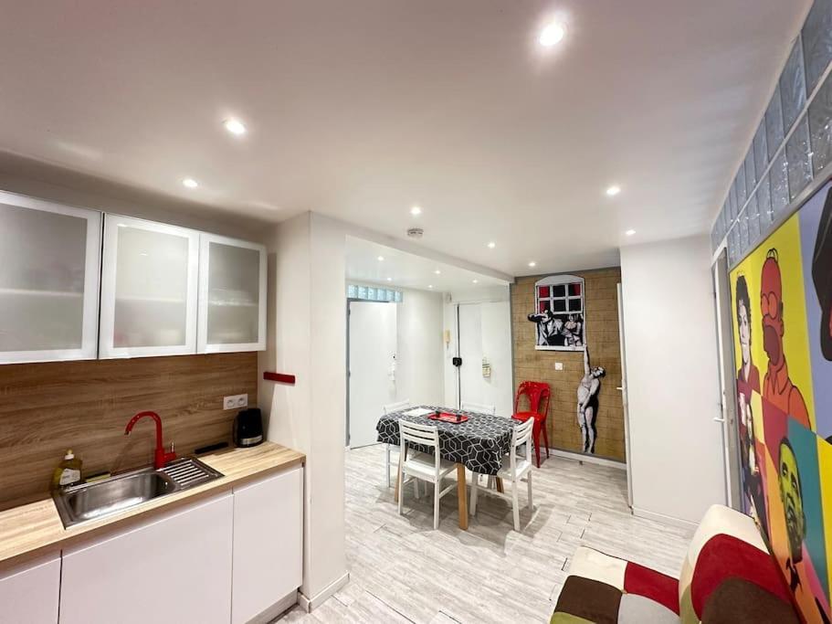 Appartement Avec 4 Chambres Doubles - Proche De La Mer, Des Transports Et De La Promenade Des Anglais ニース エクステリア 写真